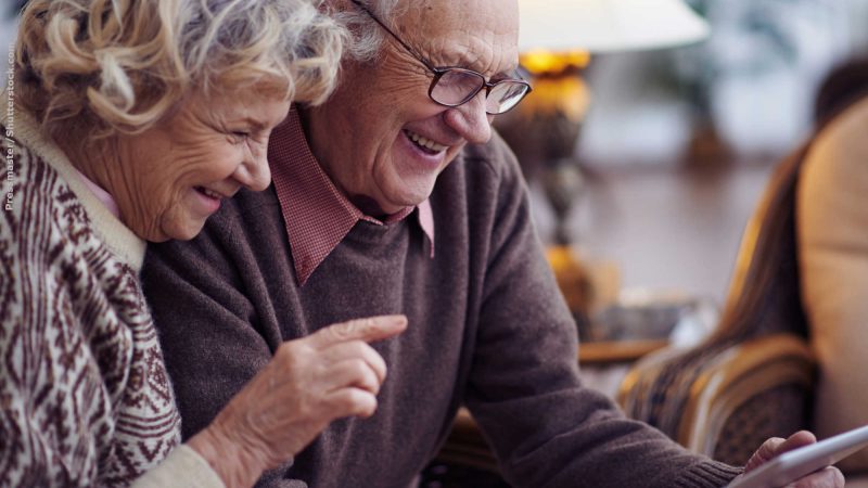 Technology for the elderly: digital services come up against unfriendly designs