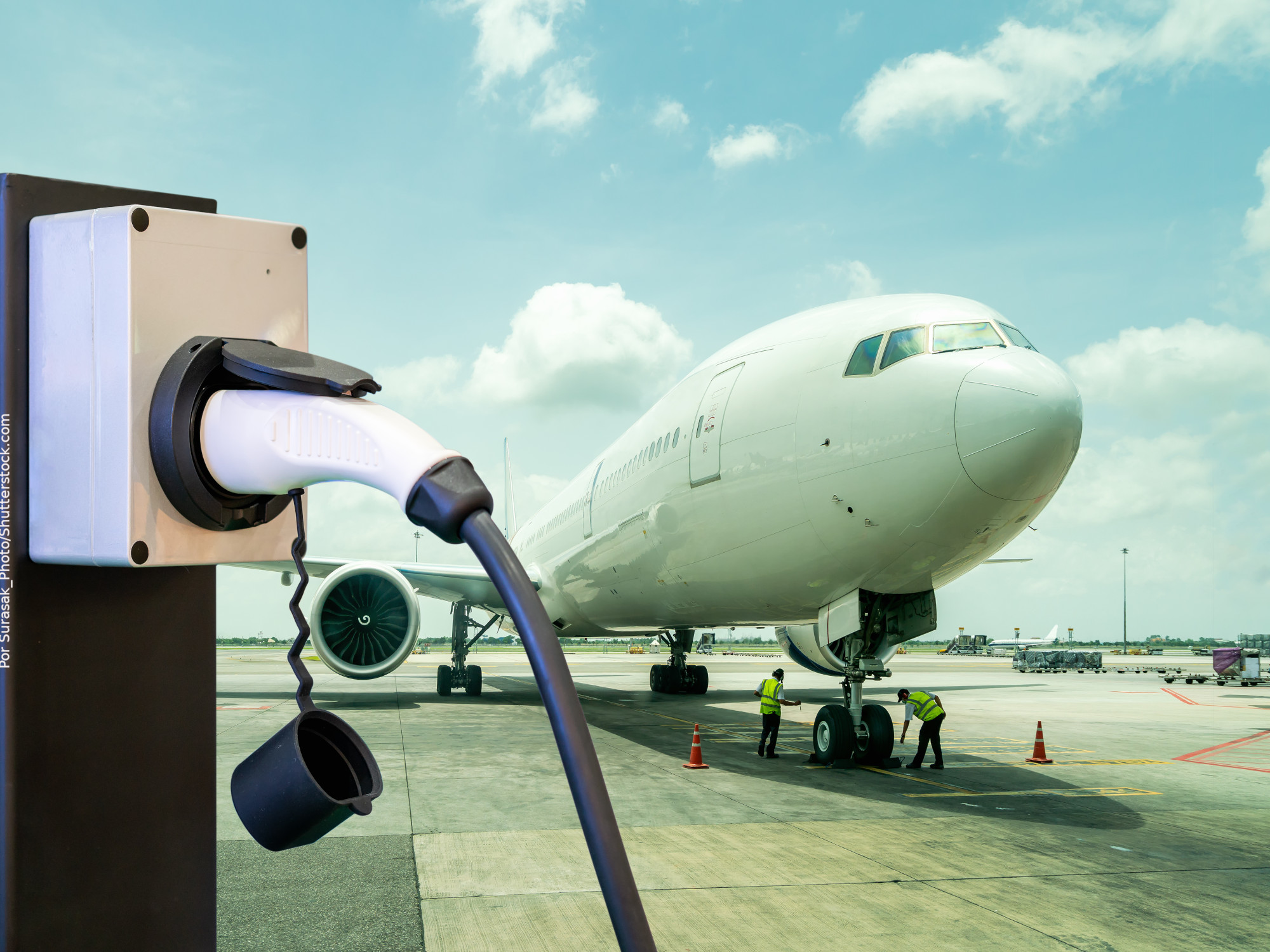 Aviões elétricos em voo de cruzeiro